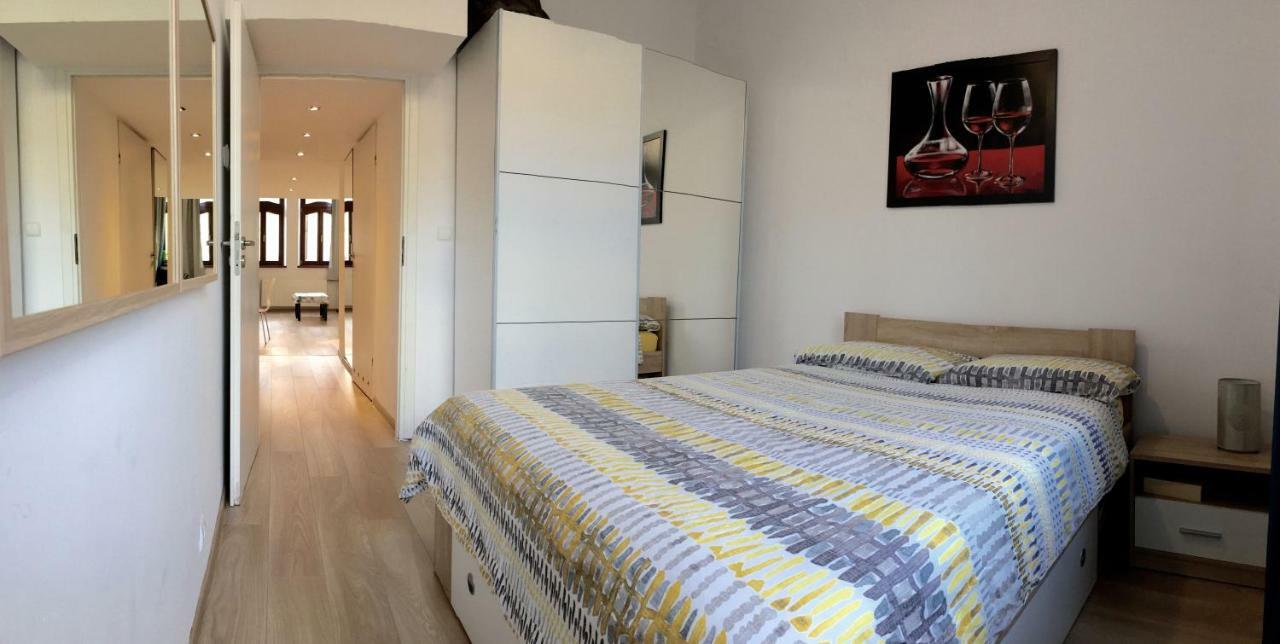 Skyline Krakow-oldtown Apartment